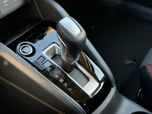 New 2025 Nissan Versa SR image 13