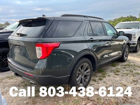 Used 2023 Ford Explorer XLT w/ Equipment Group 202A RWD image 4