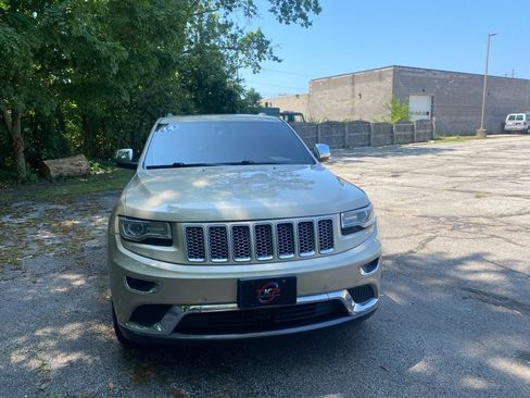 Used 2014 Jeep Grand Cherokee Summit AWD/4WD image 8