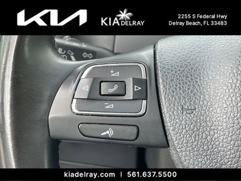 Used 2017 Volkswagen Tiguan Sport image 27