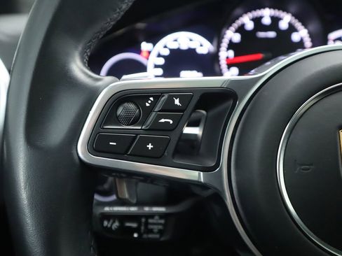 Used 2023 Porsche Cayenne Platinum Edition image 11