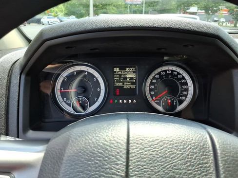 Used 2024 RAM 1500 Classic SLT AWD/4WD image 8