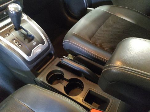 Used 2017 Jeep Compass Latitude image 26