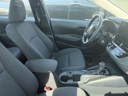Used 2026 Toyota Corolla LE FWD image 7