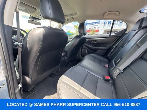 Used 2024 Nissan Sentra SR w/ SR Premium Package FWD image 17