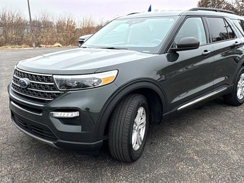Certified 2023 Ford Explorer XLT w/ Equipment Group 202A image 7
