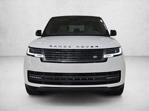 New 2025 Land Rover Range Rover Long Wheelbase SE image 2