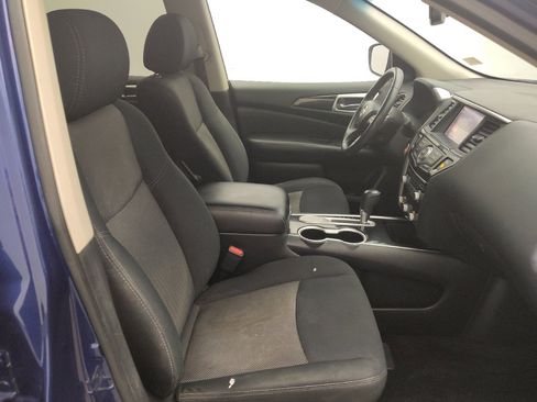 Used 2018 Nissan Pathfinder SV FWD image 21