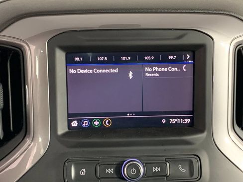 Used 2021 Chevrolet Silverado 1500 Custom RWD image 22
