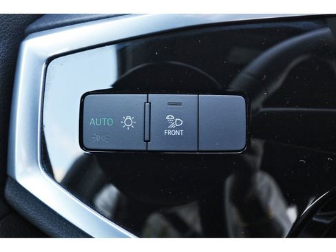 Used 2022 Audi Q3 2.0T Premium Plus image 22