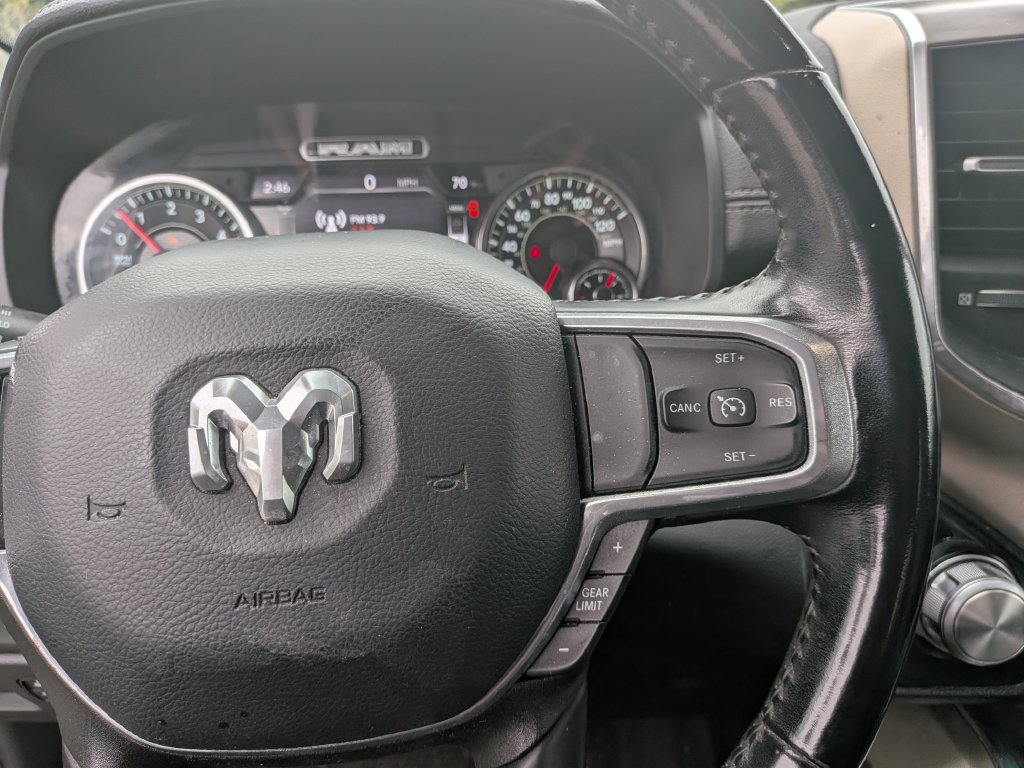 Used 2022 RAM 1500 Laramie AWD/4WD image 14