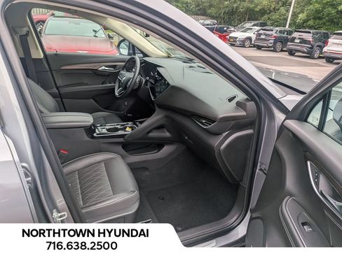 Used 2021 Buick Envision Avenir AWD/4WD image 39