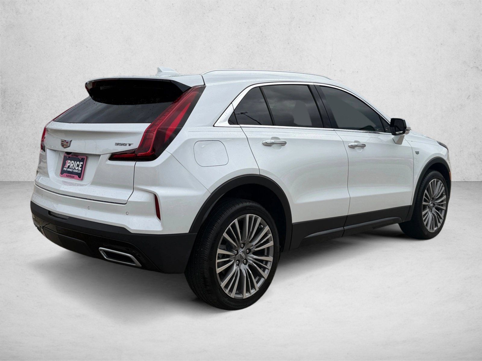 Used 2024 Cadillac XT4 Premium Luxury FWD image 5