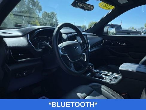 Used 2023 Chevrolet Traverse RS image 11