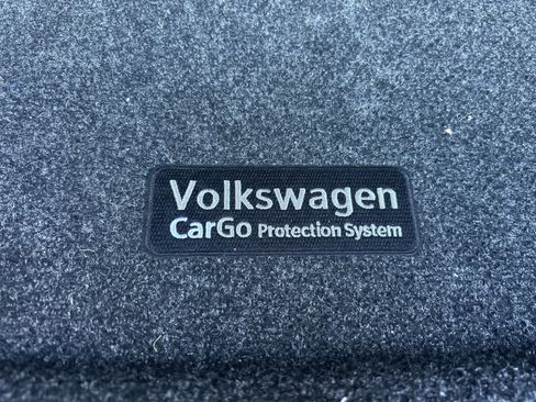 Used 2024 Volkswagen Taos SE image 29