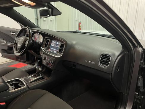 Used 2022 Dodge Charger R/T RWD image 40