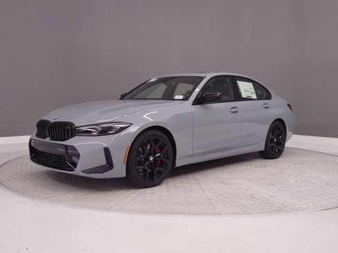 New 2026 BMW 330i Sedan w/ M Sport Package image 32