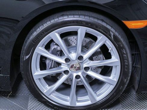 Certified 2020 Porsche 718 Boxster RWD image 36