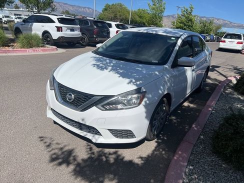 Used 2019 Nissan Sentra S FWD image 2