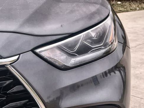 Used 2023 Toyota Highlander Platinum image 24