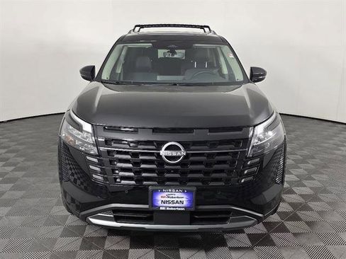 New 2026 Nissan Pathfinder SL w/ SL Premium Package AWD/4WD image 9