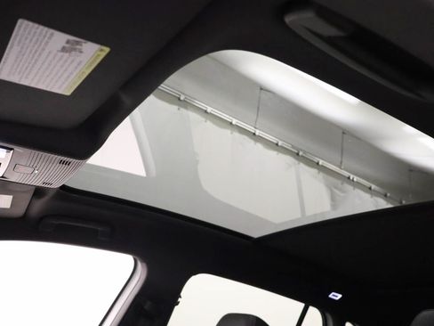 Certified 2023 Volkswagen ID.4 S RWD image 19