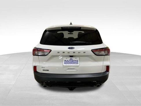 Used 2022 Ford Escape SE w/ SE Sport Appearance Package FWD image 6