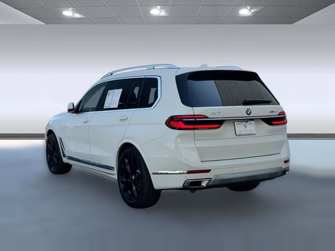 Certified 2026 BMW X7 xDrive40i AWD/4WD image 3