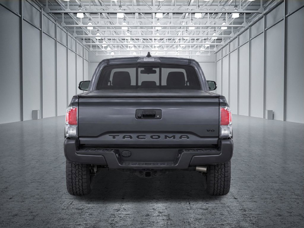 Used 2022 Toyota Tacoma TRD Off-Road w/ Technology Package AWD/4WD image 8