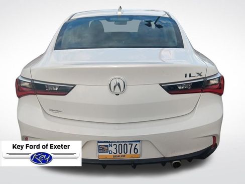Used 2019 Acura ILX FWD image 8