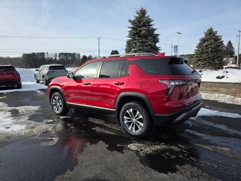 New 2026 Chevrolet Equinox LT w/ Convenience Package II image 2