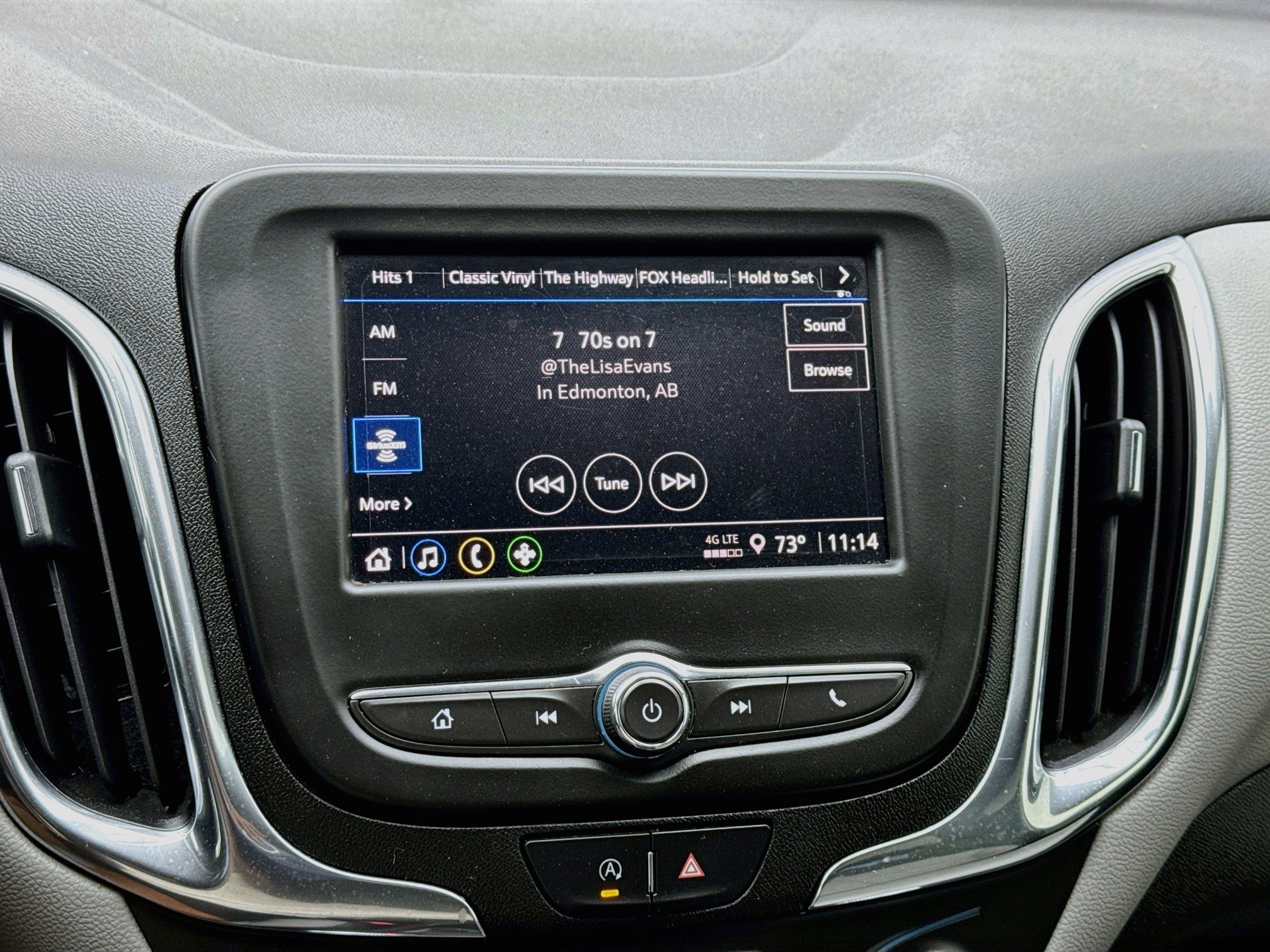 Used 2022 Chevrolet Equinox LT FWD image 11