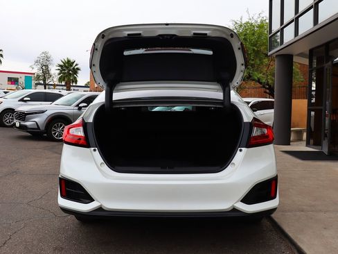Used 2018 Honda Clarity Plug-In Hybrid image 22