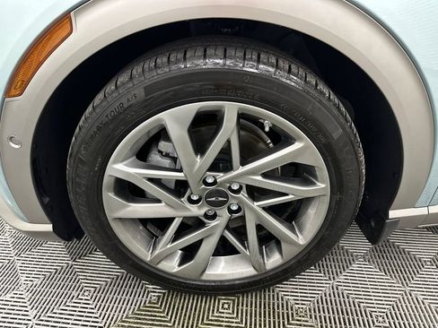 Used 2023 Genesis GV60 Advanced AWD/4WD image 12