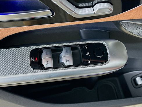 Certified 2026 Mercedes-Benz GLC 300 4MATIC image 23