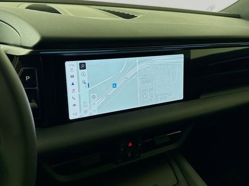 New 2026 Porsche Macan Electric image 19