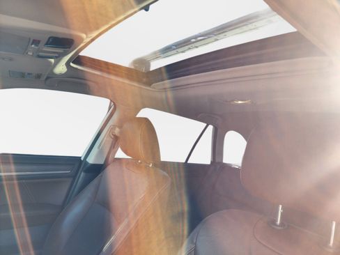 Used 2017 Subaru Outback 2.5i Touring w/ Popular Package #5A image 14