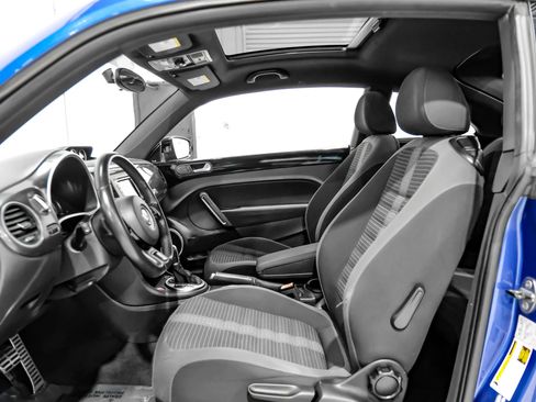 Used 2014 Volkswagen Beetle GSR image 13