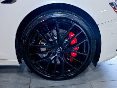 Used 2022 Maserati Ghibli Modena image 45