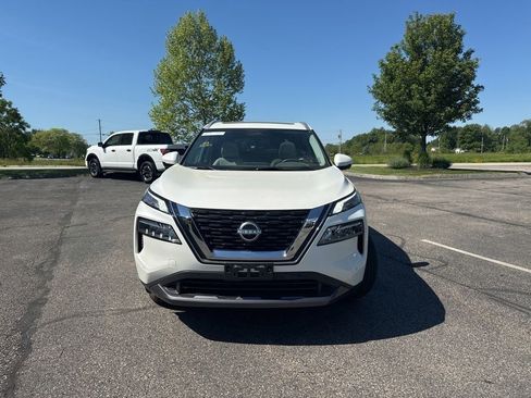 Certified 2023 Nissan Rogue SL w/ SL Premium Package AWD/4WD image 8