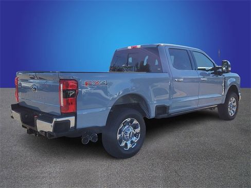 New 2026 Ford F250 Lariat w/ Lariat Ultimate Package image 3