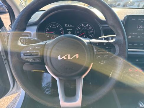 Used 2023 Kia Rio S w/ Technology Package image 12