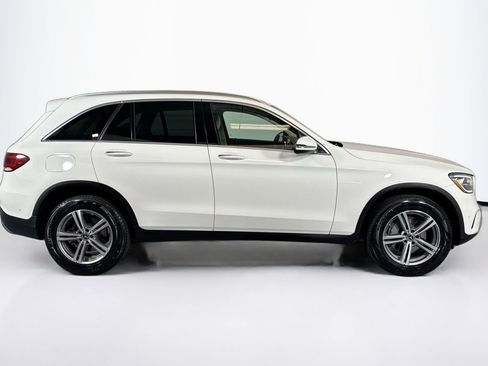 Used 2021 Mercedes-Benz GLC 300 image 4