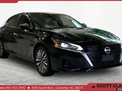 Used 2025 Nissan Altima 2.5 SV
