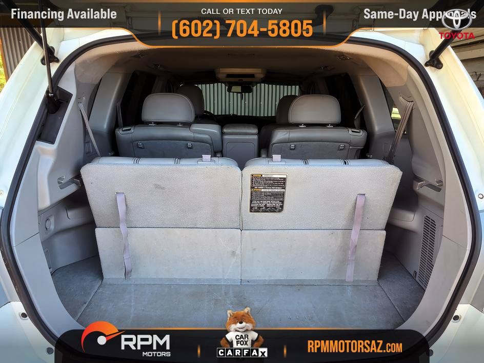 Used 2013 Toyota Highlander SE AWD/4WD image 24
