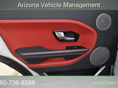 Used 2014 Land Rover Range Rover Evoque Dynamic image 26