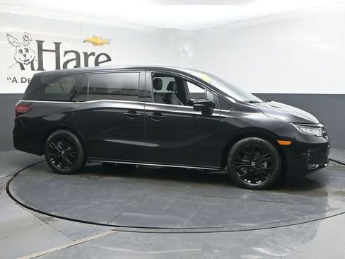 Used 2025 Honda Odyssey Sport-L image 49
