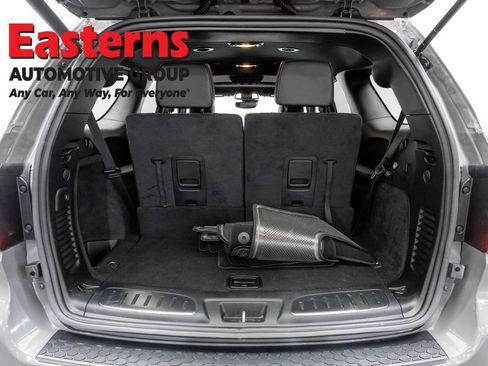 Used 2025 Dodge Durango GT AWD/4WD image 9