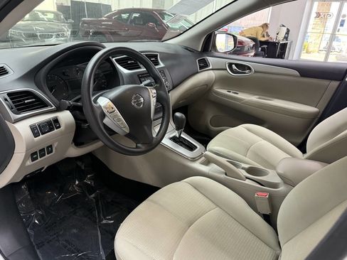 Used 2015 Nissan Sentra S image 11