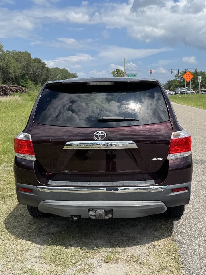 Used 2013 Toyota Highlander 4WD w/ Cold Weather Pkg image 8